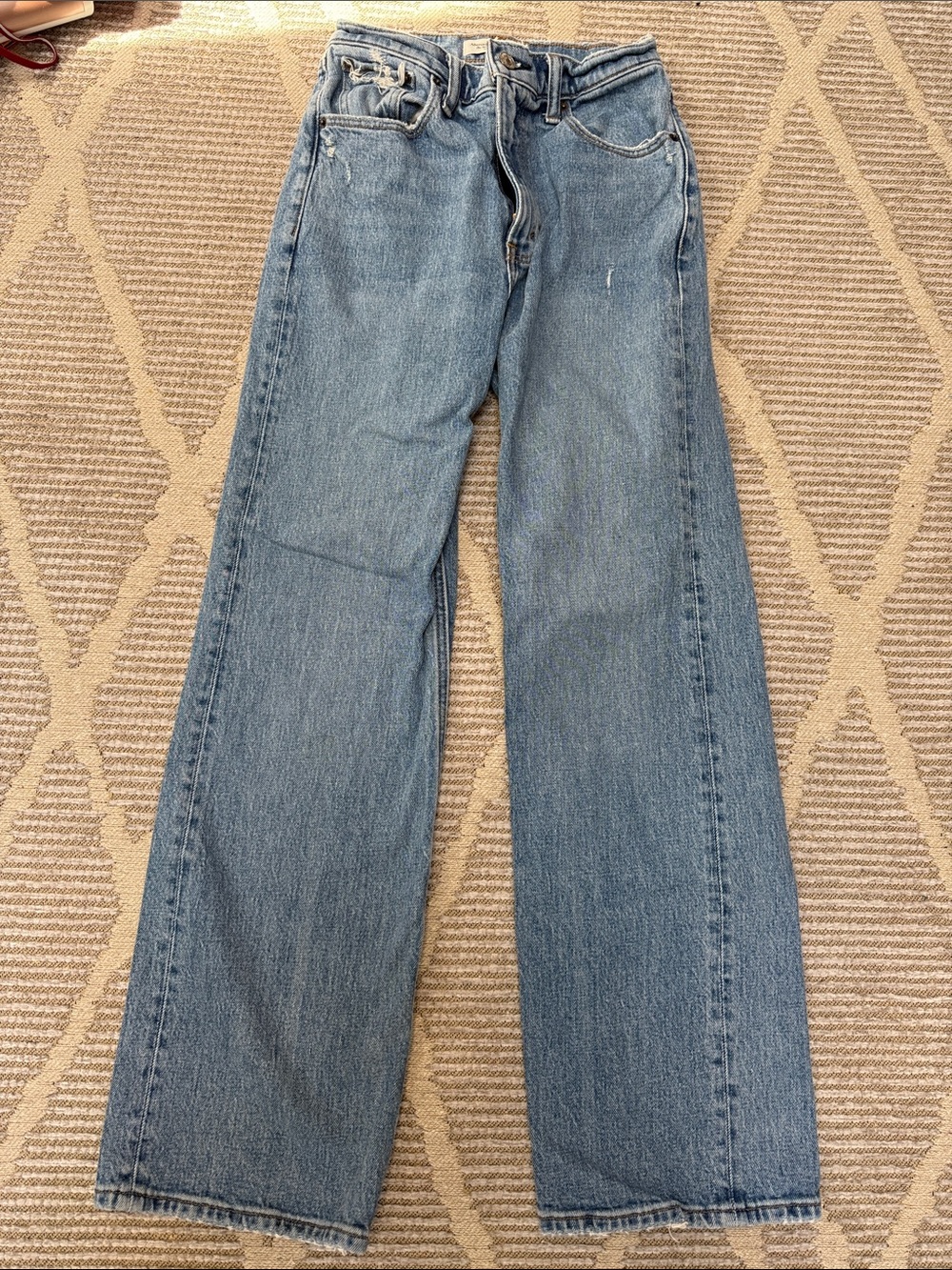 Abercrombie & Fitch Straight-Leg Women’s Jeans — Medium Blue Denim